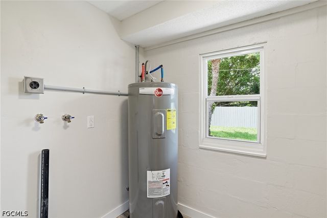 11901 McGregor BLVD, Fort Myers, FL 33919