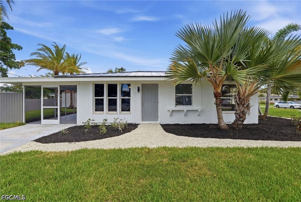 11901 McGregor BLVD, Fort Myers, FL 33919