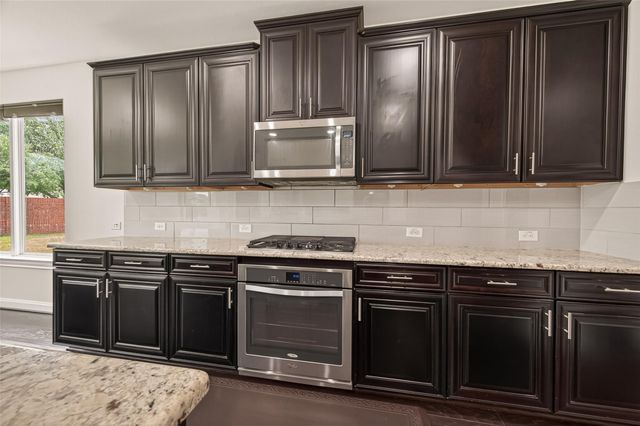 4002 Dogwood Canyon Lane, Sugar Land, TX 77479