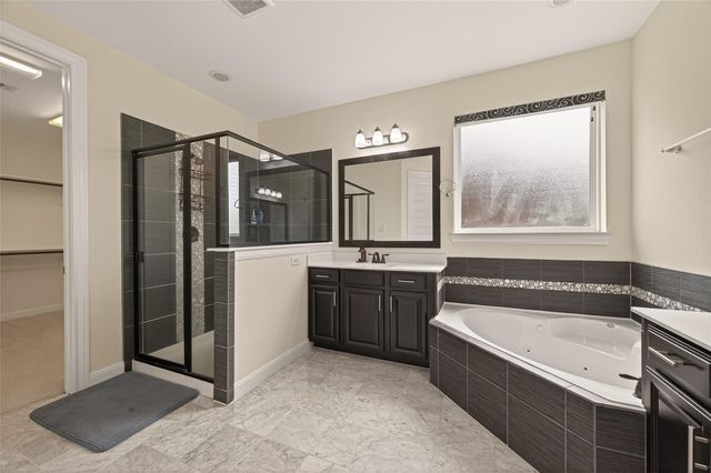 4002 Dogwood Canyon Lane, Sugar Land, TX 77479