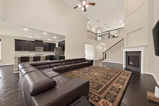 4002 Dogwood Canyon Lane, Sugar Land, TX 77479
