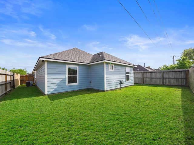 6431 Marinwood Drive, Houston, TX 77053