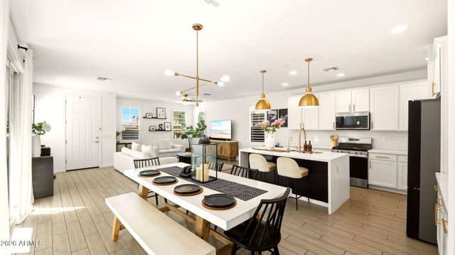 1918 W LARIAT Lane, Phoenix, AZ 85085