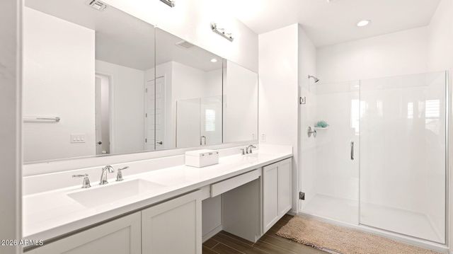 1918 W LARIAT Lane, Phoenix, AZ 85085