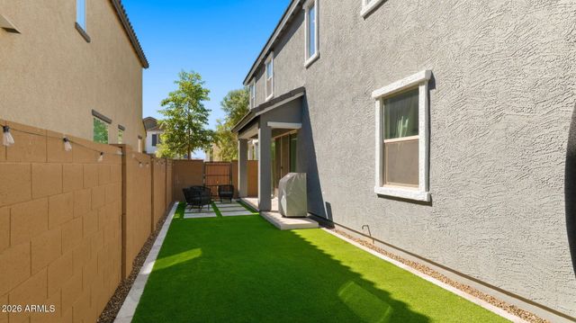 1918 W LARIAT Lane, Phoenix, AZ 85085