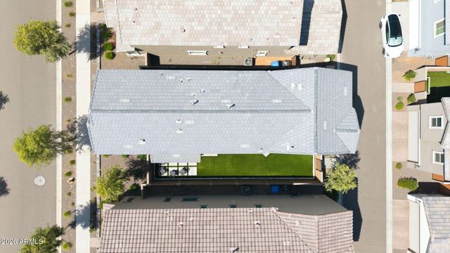 1918 W LARIAT Lane, Phoenix, AZ 85085