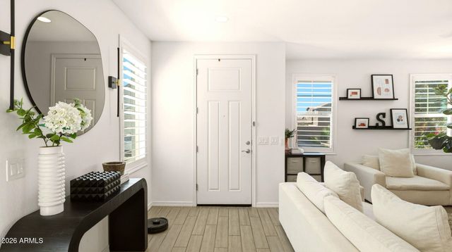 1918 W LARIAT Lane, Phoenix, AZ 85085