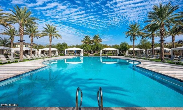 1918 W LARIAT Lane, Phoenix, AZ 85085