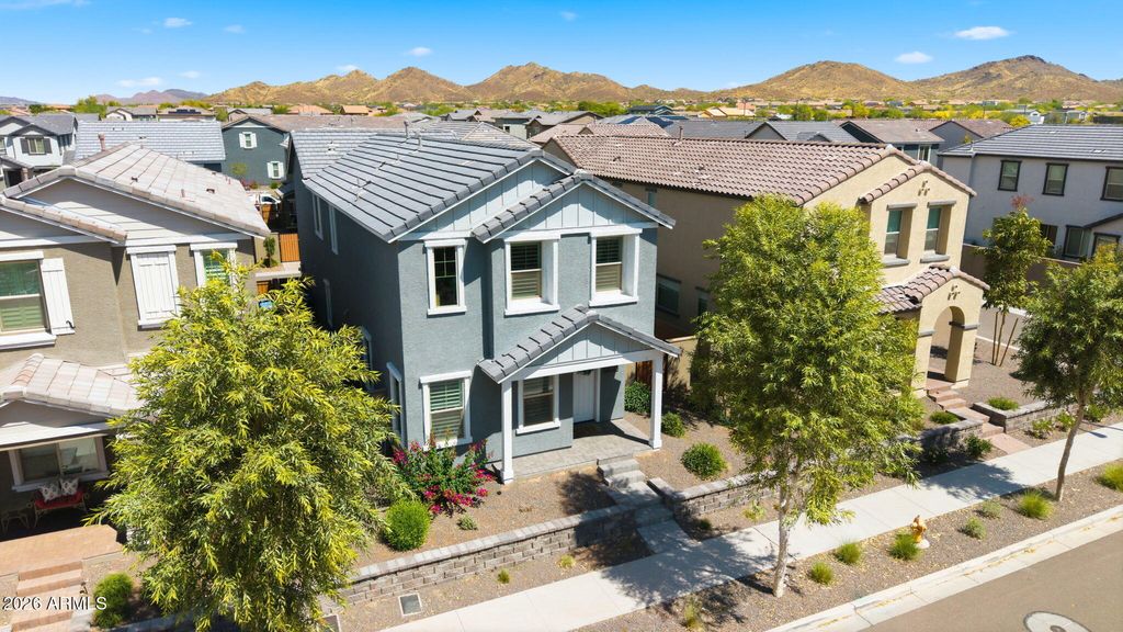 1918 W LARIAT Lane, Phoenix, AZ 85085