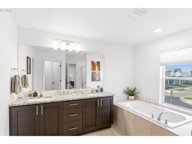 3109 S JASPER Dr, Cornelius, OR 97113