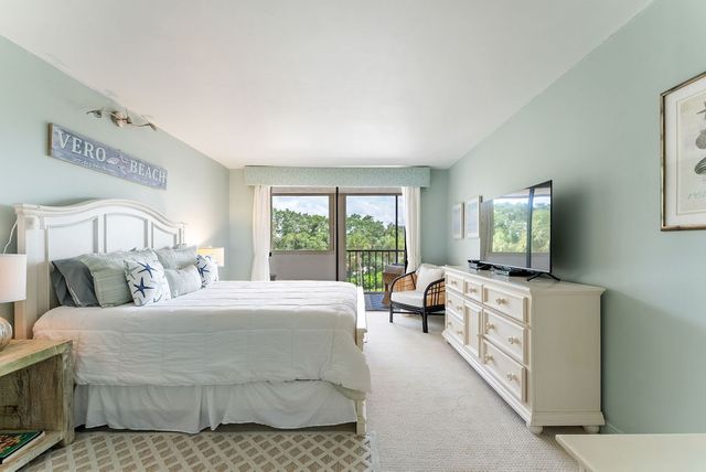 1850 Bay Road 3G, Vero Beach, FL 32963