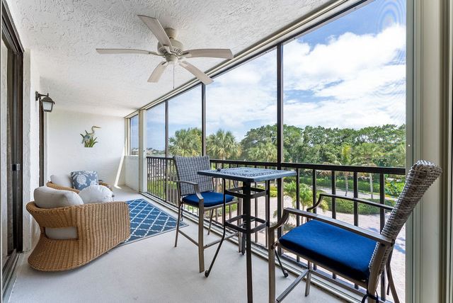 1850 Bay Road 3G, Vero Beach, FL 32963