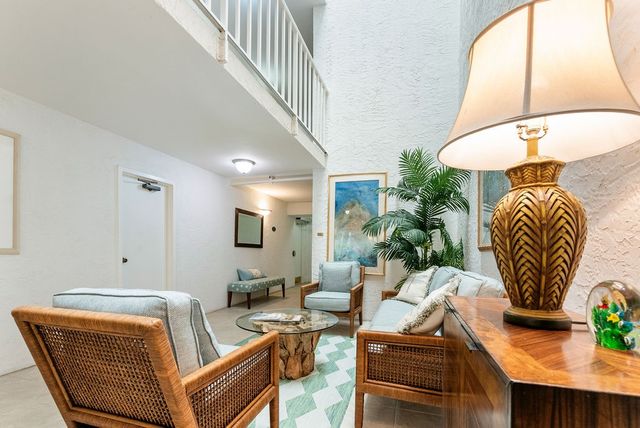 1850 Bay Road 3G, Vero Beach, FL 32963