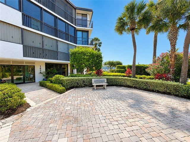 1850 Bay Road 3G, Vero Beach, FL 32963