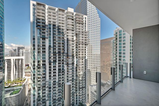300 Biscayne Boulevard Way 3008W, Miami, FL 33131