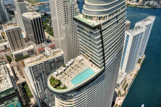 300 Biscayne Boulevard Way 3008W, Miami, FL 33131