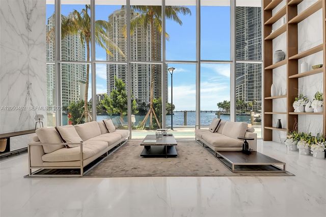 300 Biscayne Boulevard Way 3008W, Miami, FL 33131