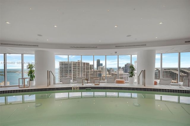 300 Biscayne Boulevard Way 3008W, Miami, FL 33131