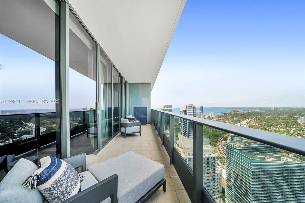 1000 Brickell Plz PH5807, Miami, FL 33131