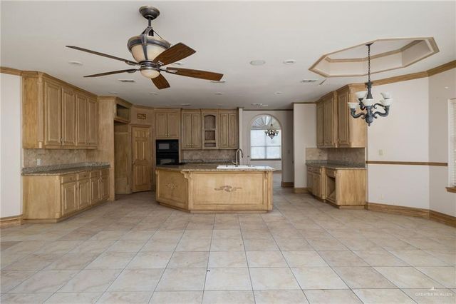 2804 Santa Teresa, Mission, TX 78572