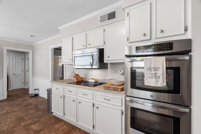 7648 STOUT RD, Germantown, TN 38138