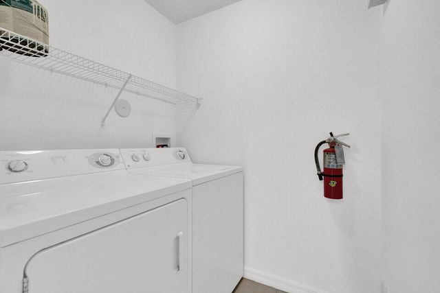 2728 Anzio Court 108, Palm Beach Gardens, FL 33410