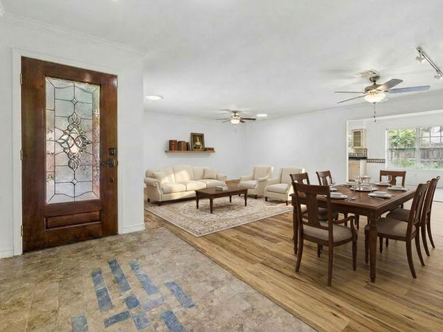 5418 Queensloch Drive, Houston, TX 77096