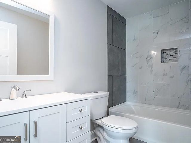 1370 Howard Lewis Road, White Plains, GA 30678