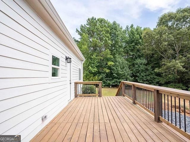 1370 Howard Lewis Road, White Plains, GA 30678