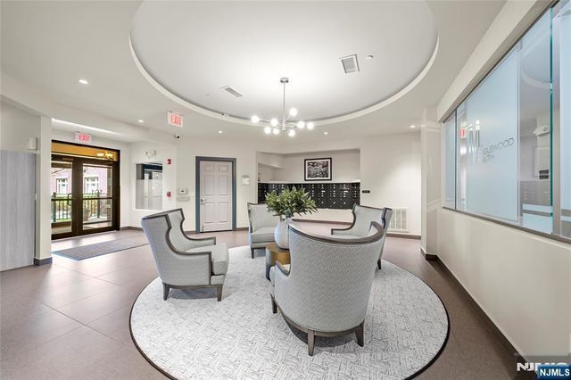 1123 Riverview Avenue 123, Englewood, NJ 07631
