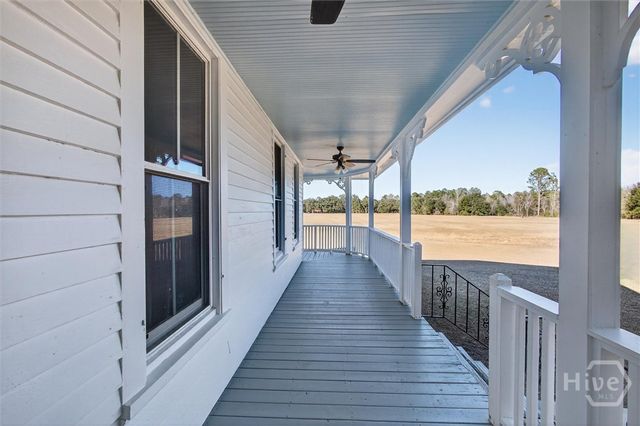 348 Lennies Pond Road, Ellabell, GA 31308