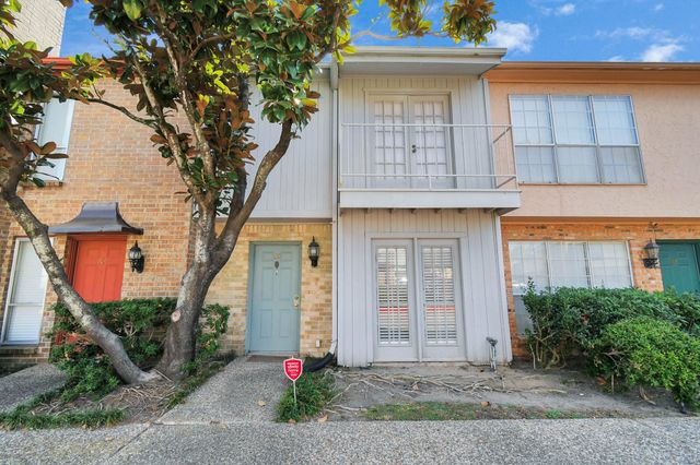 6111 Beverly Hill Street 62, Houston, TX 77057