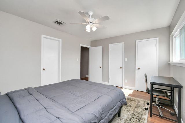 6111 Beverly Hill Street 62, Houston, TX 77057