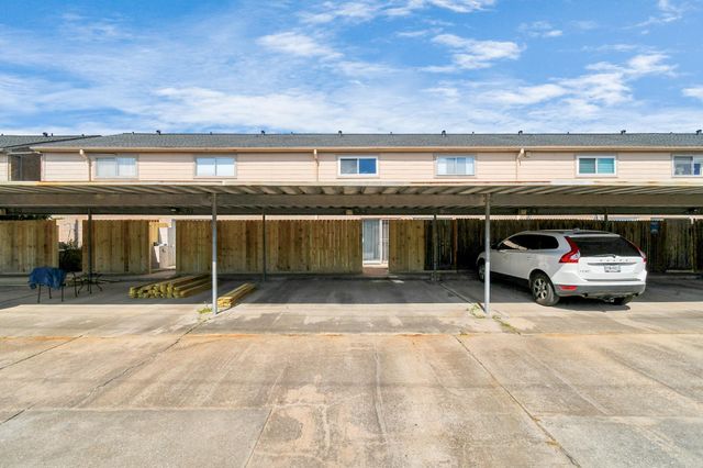 6111 Beverly Hill Street 62, Houston, TX 77057