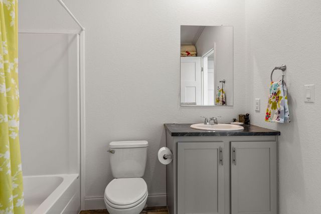 500 Briggs Road, Walnut Shade, MO 65771