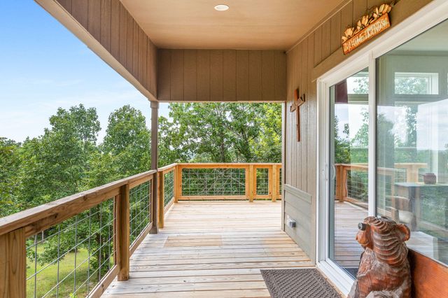 500 Briggs Road, Walnut Shade, MO 65771