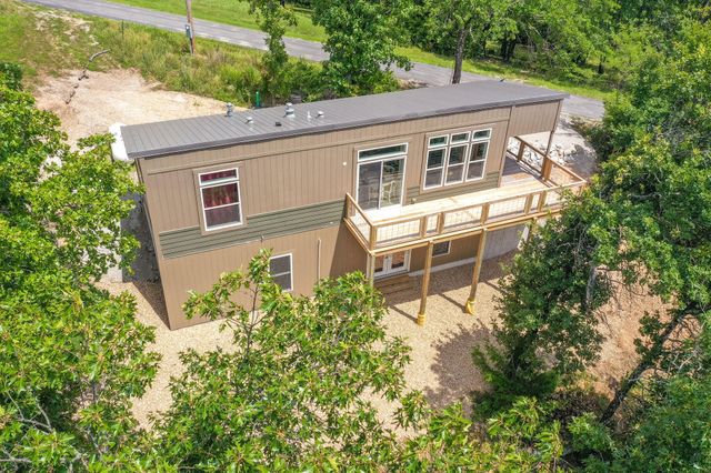 500 Briggs Road, Walnut Shade, MO 65771