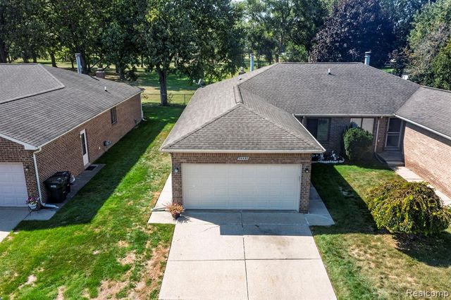 34457 Maple Lane Drive, Sterling Heights, MI 48312