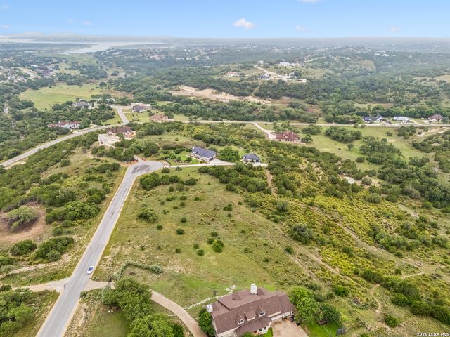 550 Blackbird Dr, Spring Branch, TX 78070