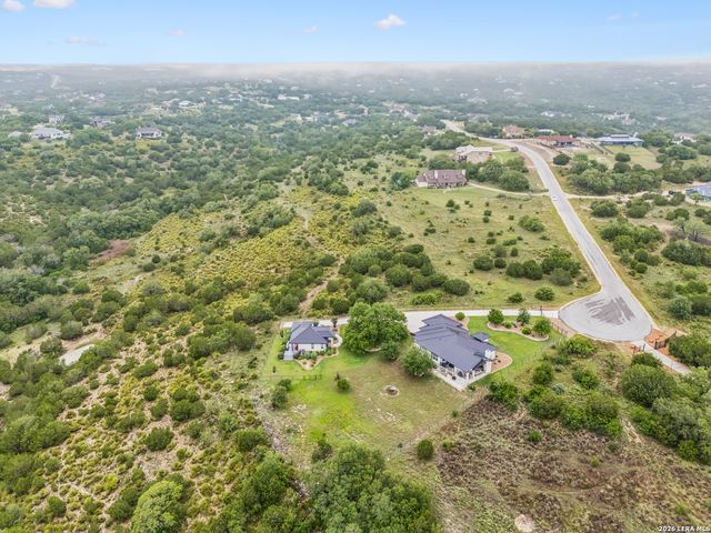 550 Blackbird Dr, Spring Branch, TX 78070