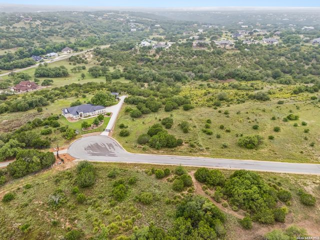 550 Blackbird Dr, Spring Branch, TX 78070