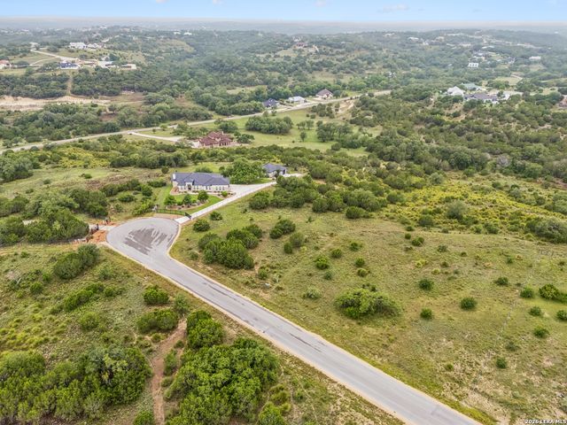 550 Blackbird Dr, Spring Branch, TX 78070