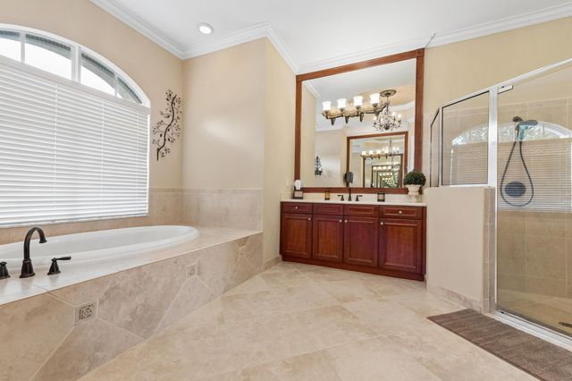 9174 Oak Alley Drive, Wellington, FL 33467