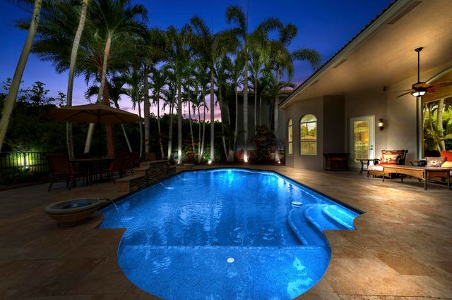 9174 Oak Alley Drive, Wellington, FL 33467