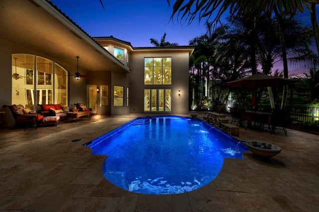 9174 Oak Alley Drive, Wellington, FL 33467