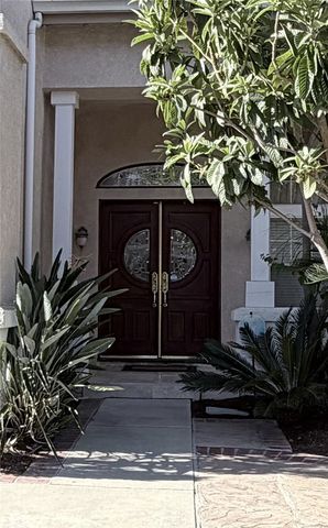 17 S Risero, Mission Viejo, CA 92692