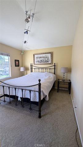 17 S Risero, Mission Viejo, CA 92692