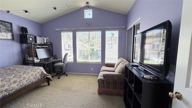 17 S Risero, Mission Viejo, CA 92692