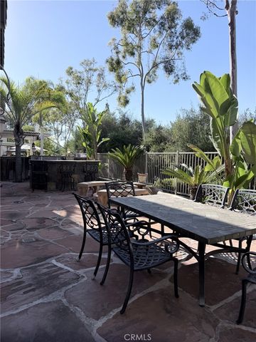 17 S Risero, Mission Viejo, CA 92692