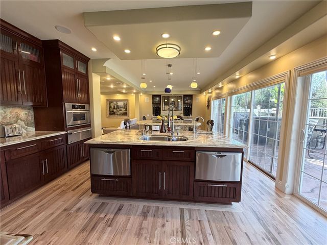 17 S Risero, Mission Viejo, CA 92692